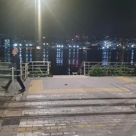 아파트 Sea ​​view For Rent 이스탄불